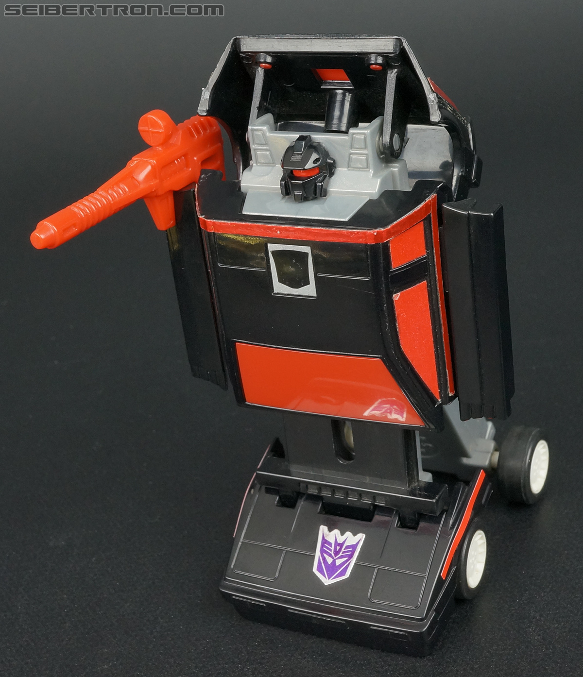 Transformers G1 1986 Runabout (Image #51 of 102)
