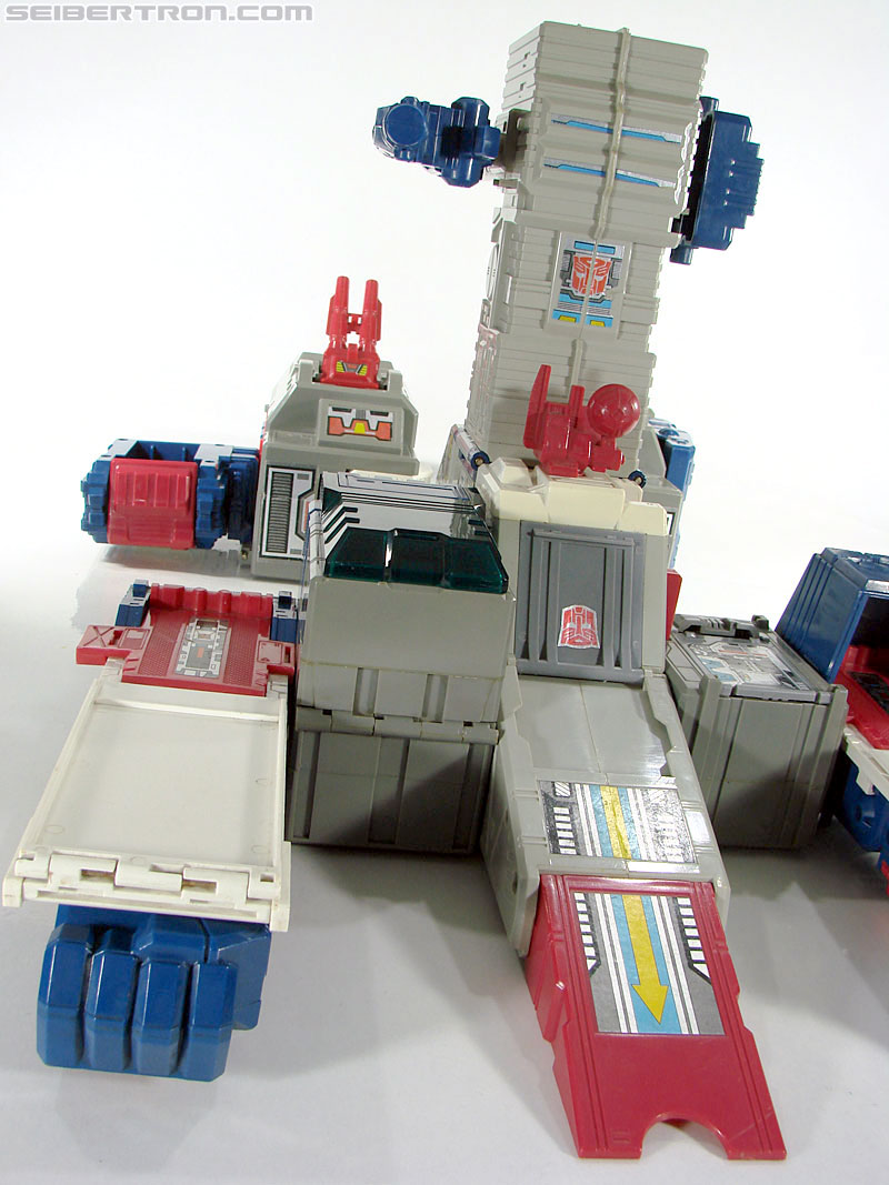 Transformers G1 1987 Fortress Maximus (Image #77 of 274)