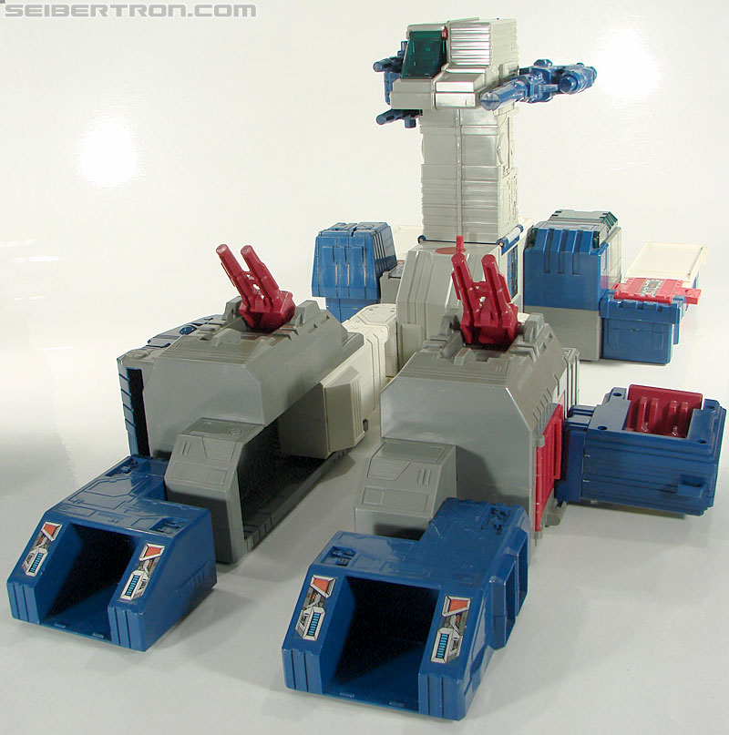 Transformers G1 1987 Fortress Maximus (Image #81 of 274)