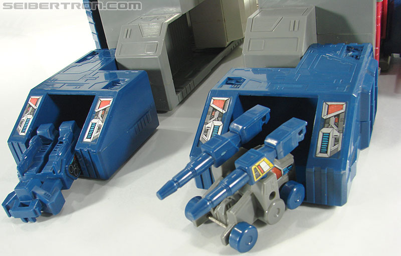 Transformers G1 1987 Fortress Maximus (Image #100 of 274)