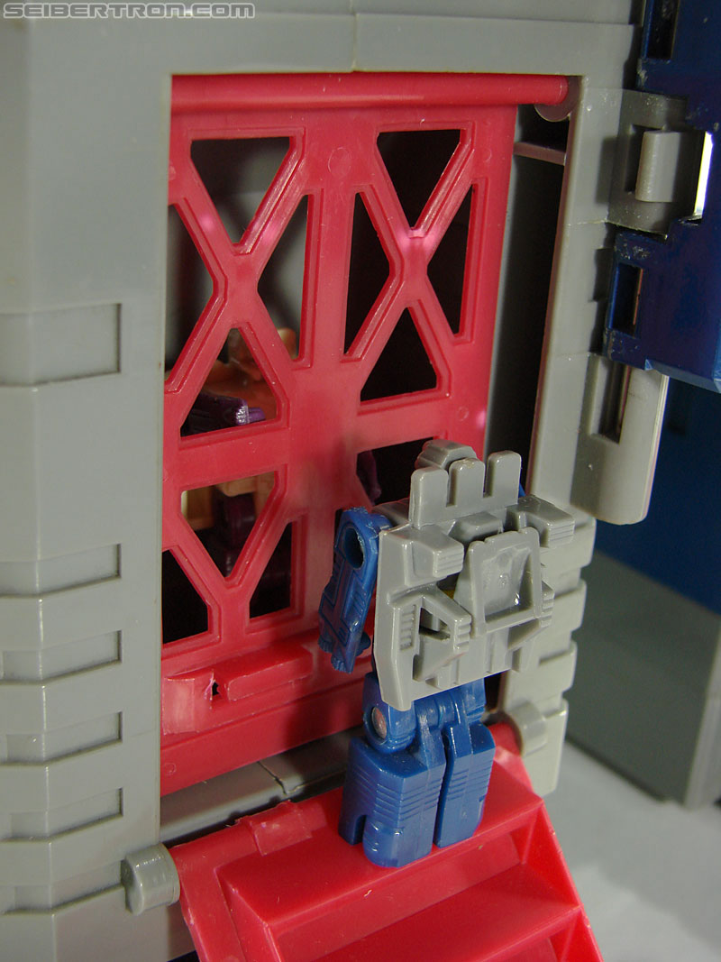 Transformers G1 1987 Fortress Maximus (Image #118 of 274)