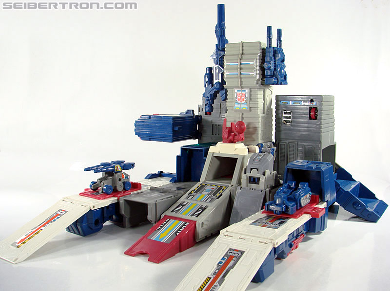 Transformers G1 1987 Fortress Maximus (Image #130 of 274)