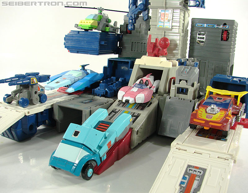 Transformers G1 1987 Fortress Maximus (Image #144 of 274)