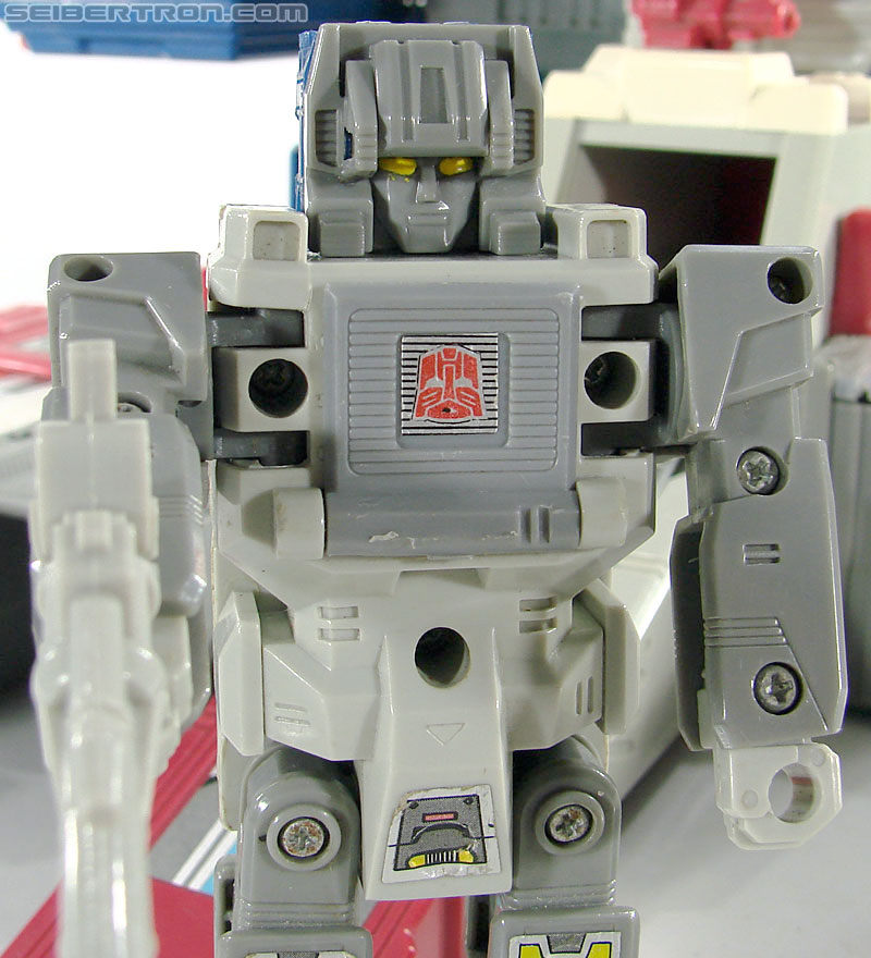 Transformers G1 1987 Fortress Maximus (Image #151 of 274)