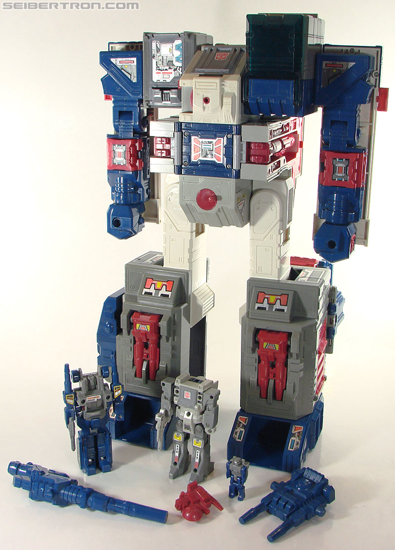 Transformers G1 1987 Fortress Maximus (Image #153 of 274)