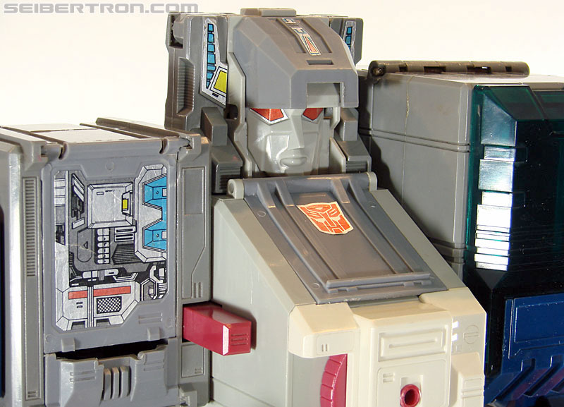 Transformers G1 1987 Fortress Maximus (Image #162 of 274)