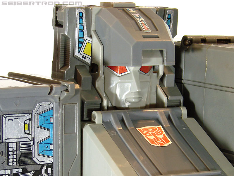 Transformers G1 1987 Fortress Maximus (Image #163 of 274)