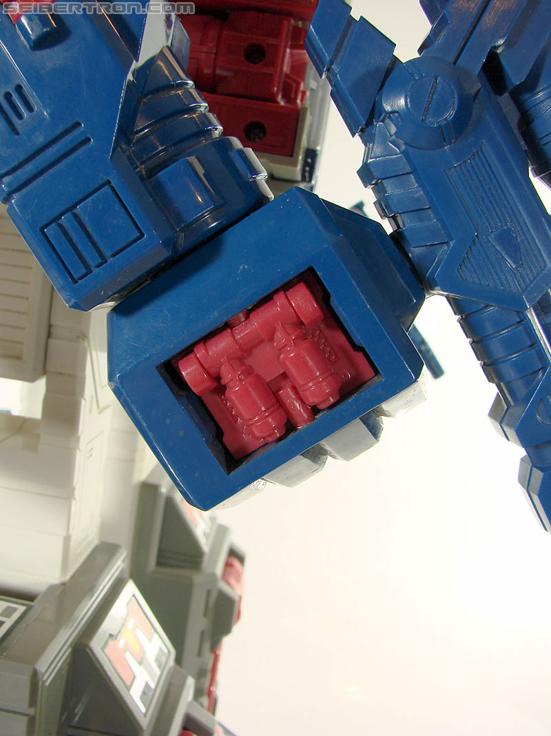 Transformers G1 1987 Fortress Maximus (Image #180 of 274)