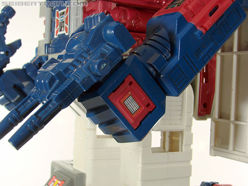 Transformers G1 1987 Fortress Maximus (Image #199 of 274)