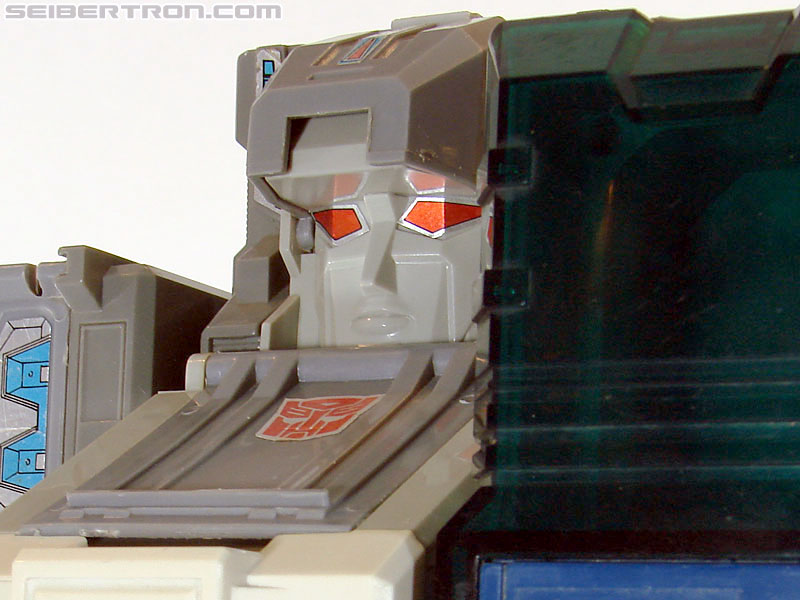 Transformers G1 1987 Fortress Maximus (Image #204 of 274)