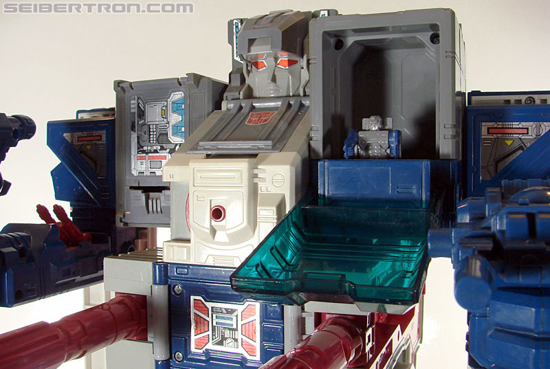 Transformers G1 1987 Fortress Maximus (Image #222 of 274)