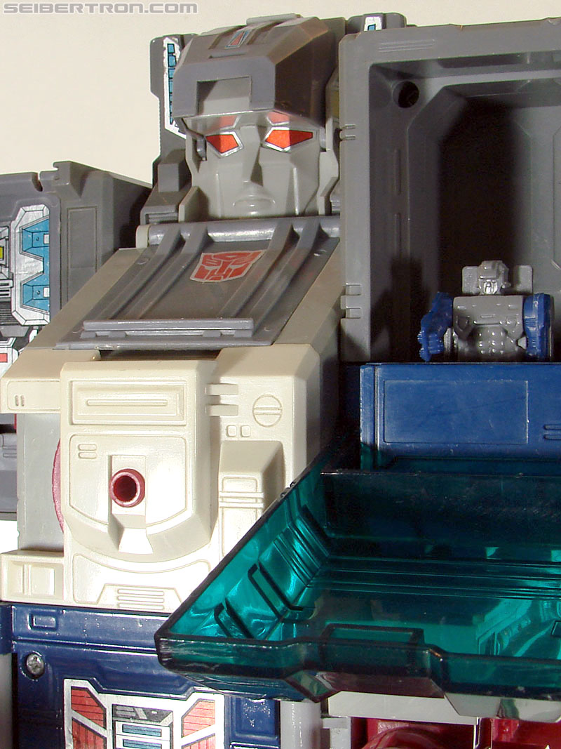 Transformers G1 1987 Fortress Maximus (Image #223 of 274)