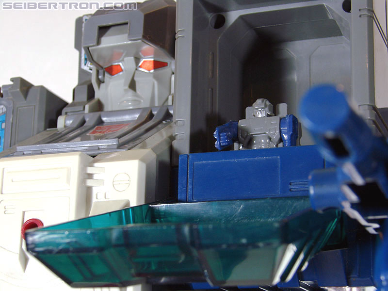 Transformers G1 1987 Fortress Maximus (Image #227 of 274)