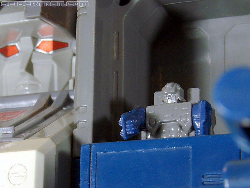Transformers G1 1987 Fortress Maximus (Image #228 of 274)