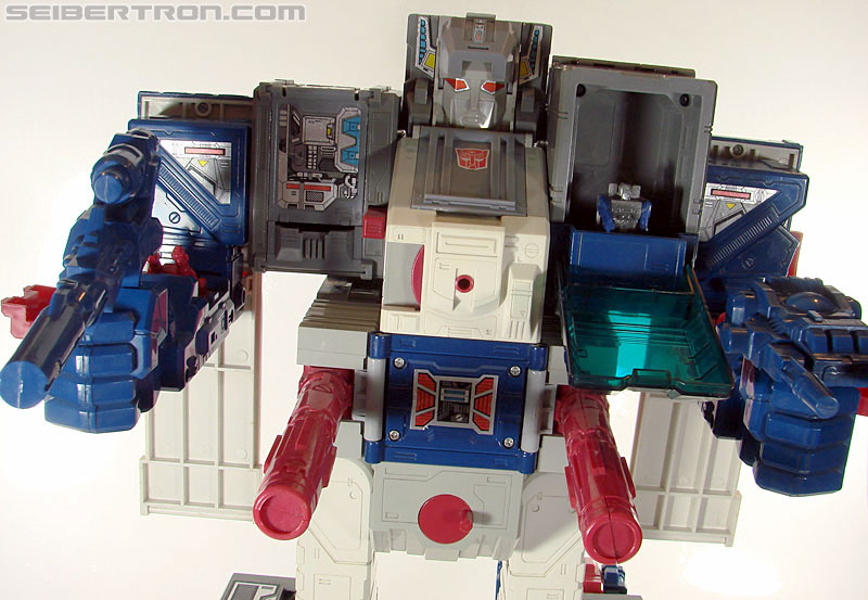 Transformers G1 1987 Fortress Maximus (Image #231 of 274)