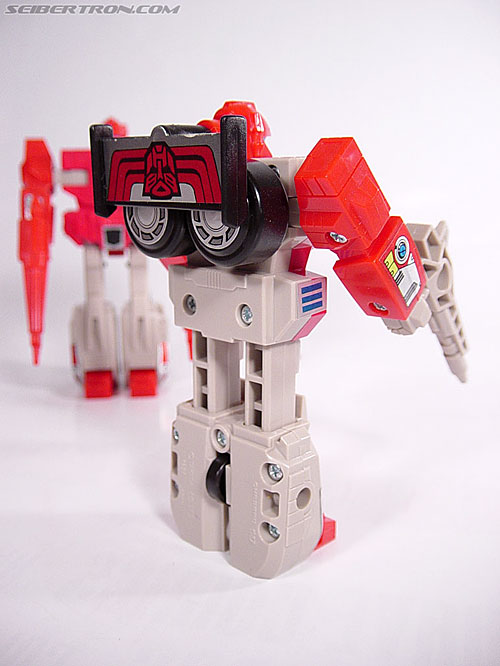 Transformers G1 1987 Fastlane (Image #17 of 24)