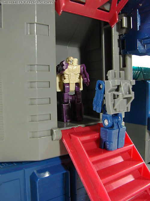 Transformers G1 1987 Fortress Maximus (Image #114 of 274)