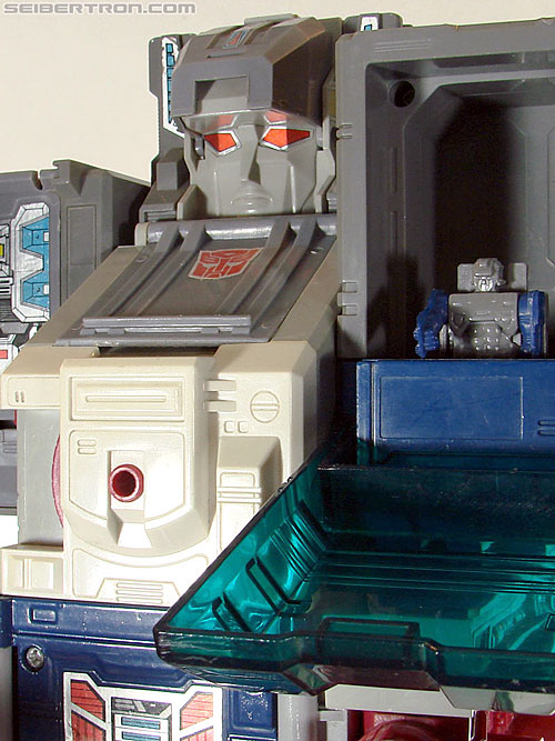 Transformers G1 1987 Fortress Maximus (Image #223 of 274)