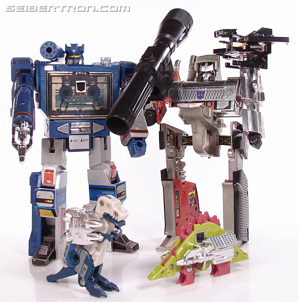 Transformers G1 1987 Overkill (Image #66 of 72)