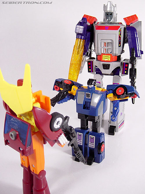 Transformers G1 1987 Punch / Counterpunch (Doublespy (or Spacepunch - Counterpunch)) (Image #65 of 66)