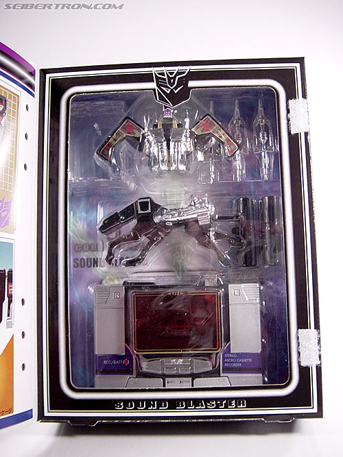 Transformers G1 1987 Soundblaster (Image #16 of 199)