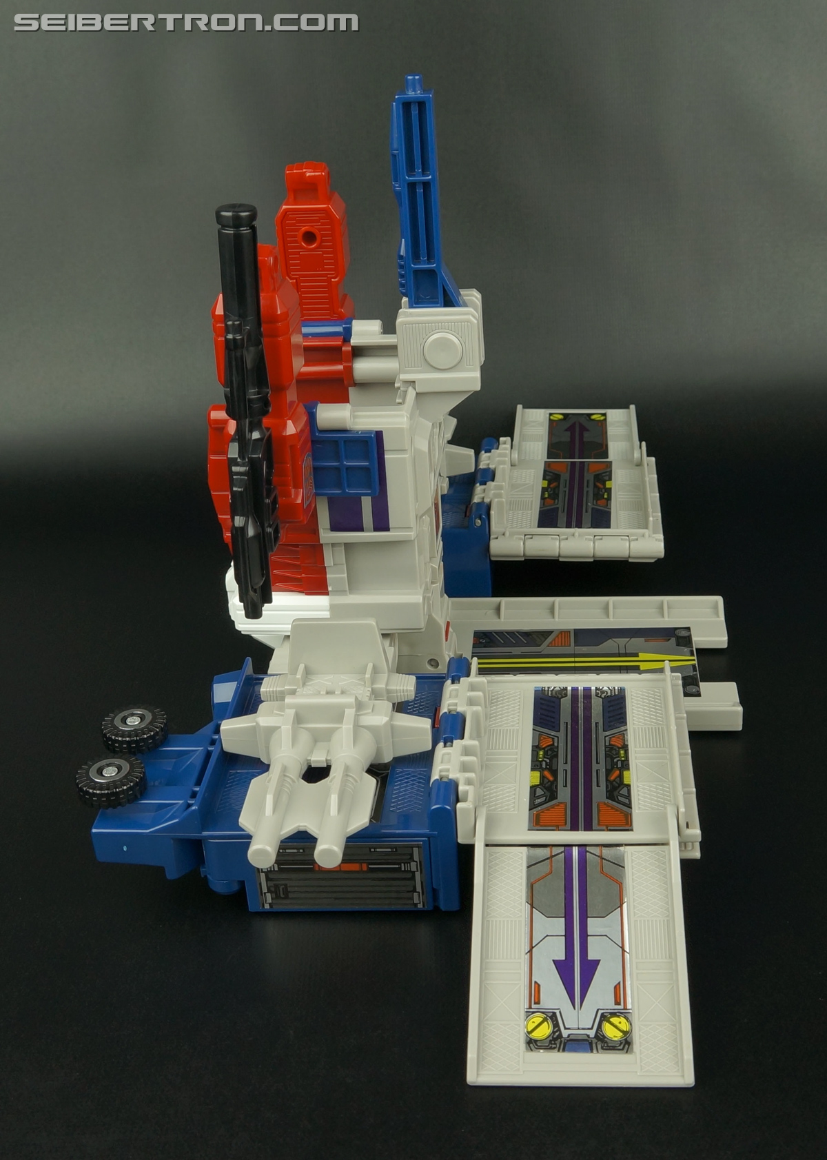 Transformers G1 1988 Optimus Prime (Ginrai) (Image #138 of 281)