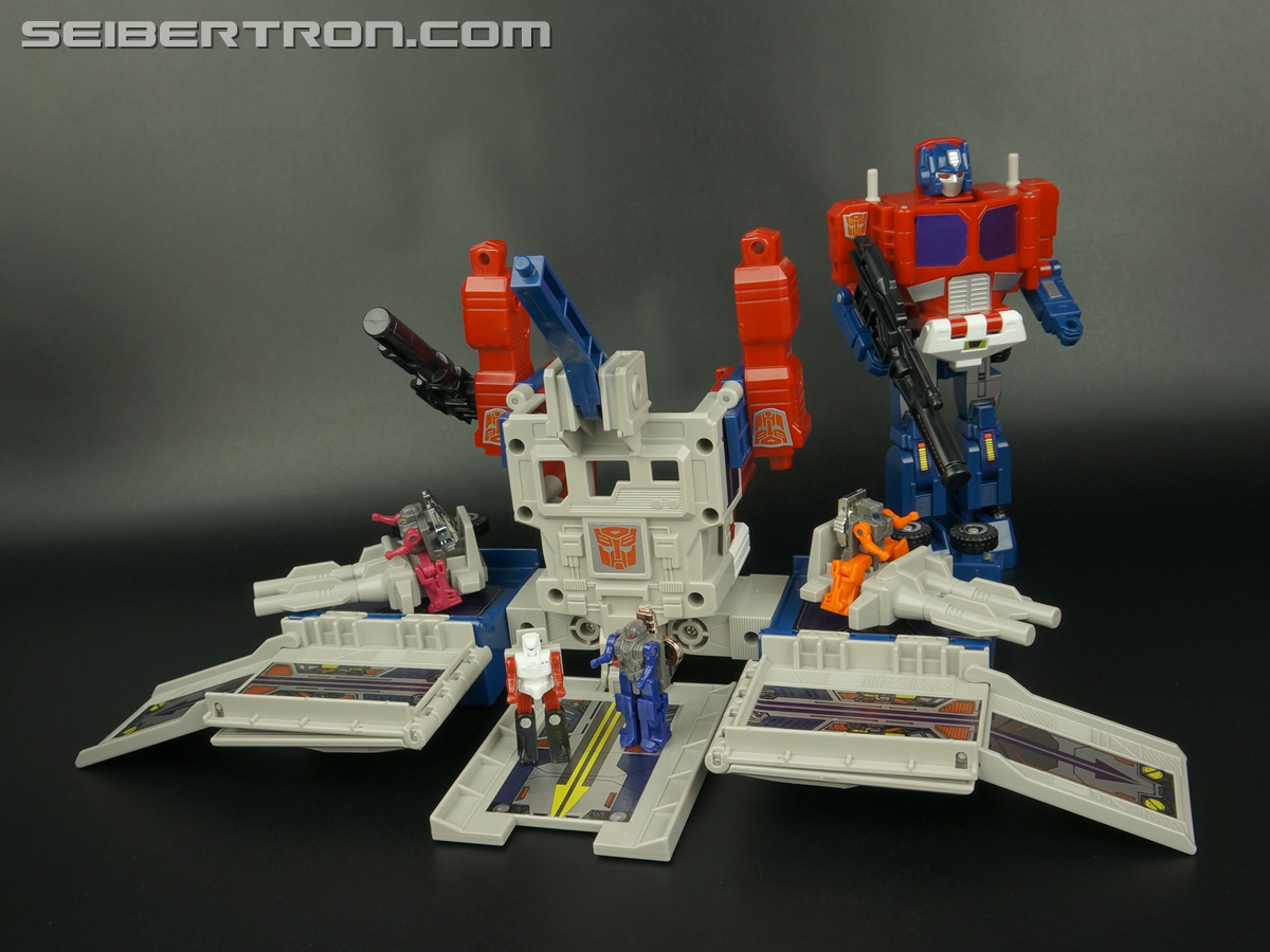 Transformers G1 1988 Optimus Prime (Ginrai) (Image #148 of 281)