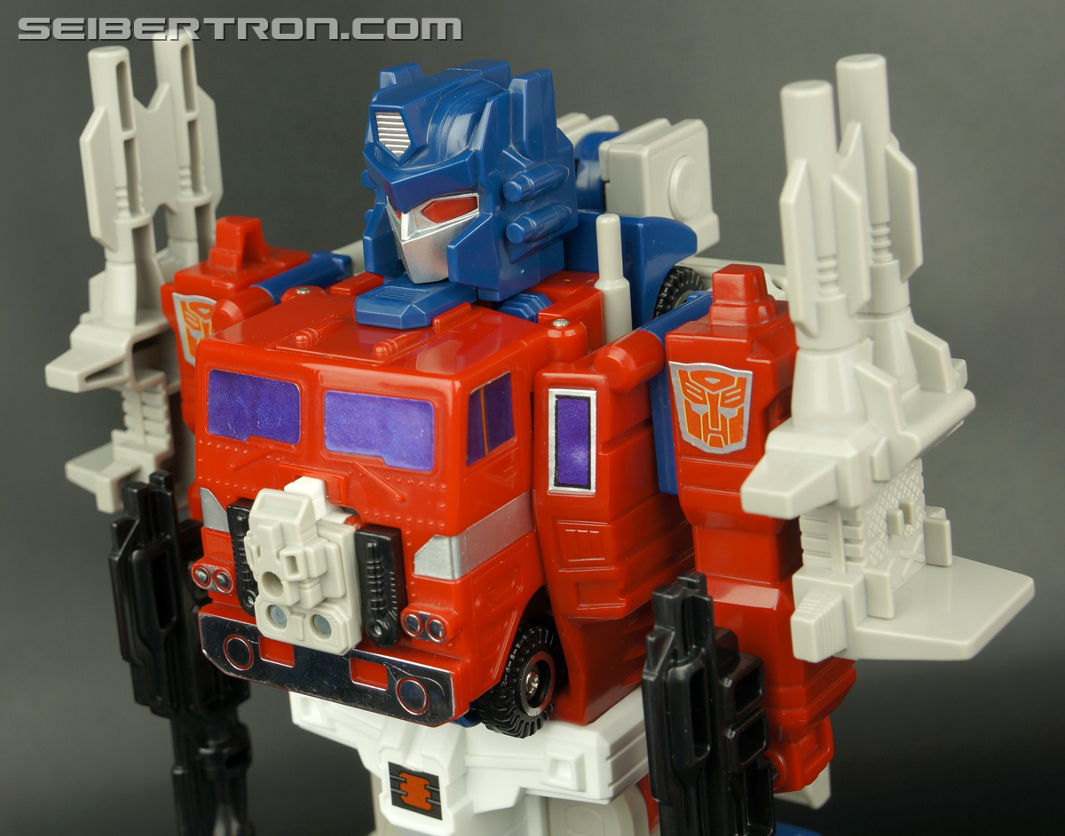 Transformers G1 1988 Optimus Prime (Ginrai) (Image #180 of 281)
