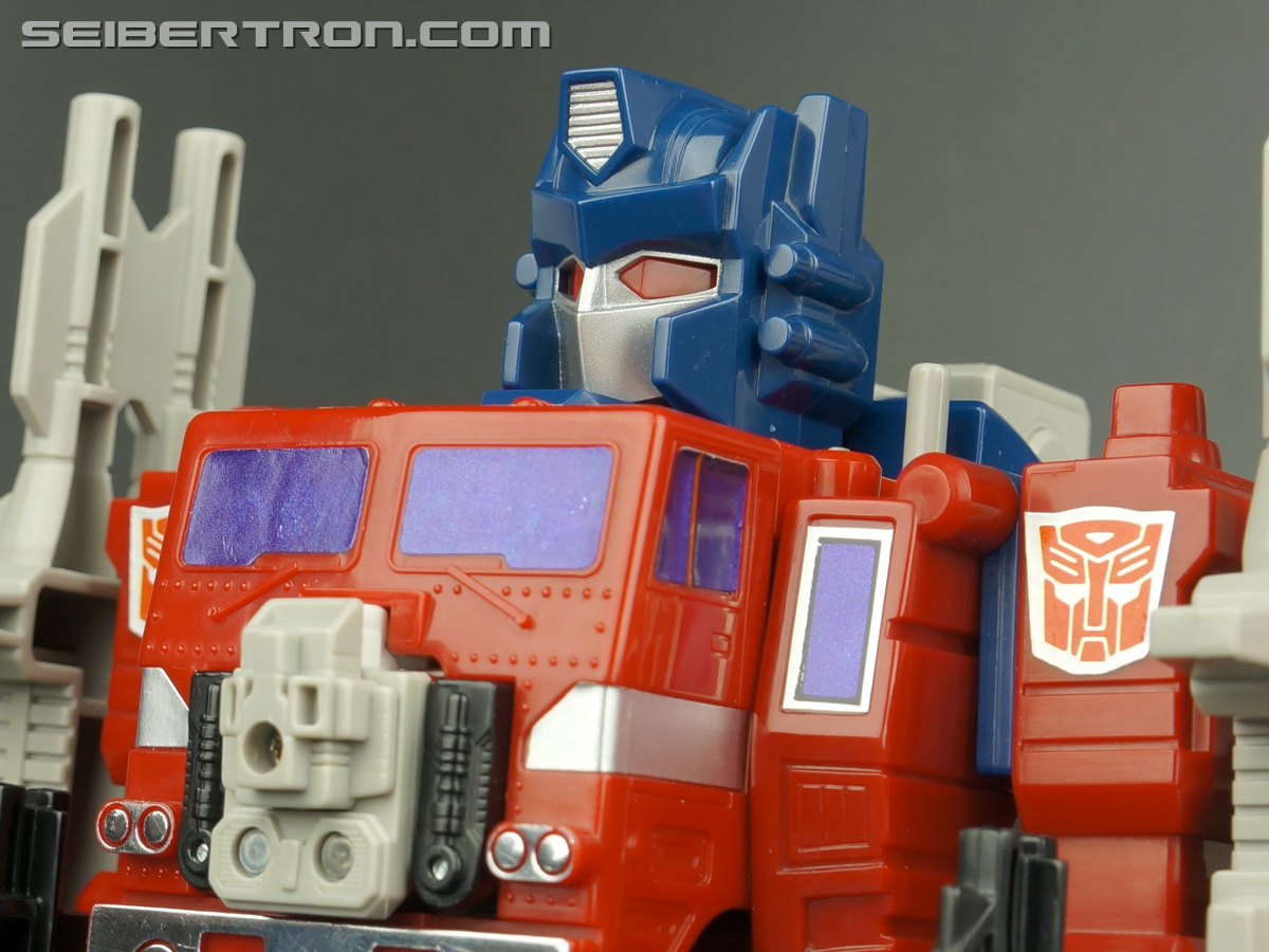 Transformers G1 1988 Optimus Prime (Ginrai) (Image #183 of 281)