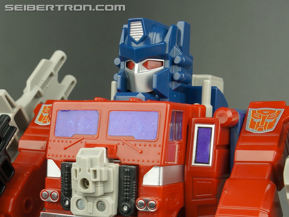 Transformers G1 1988 Optimus Prime (Ginrai) (Image #216 of 281)