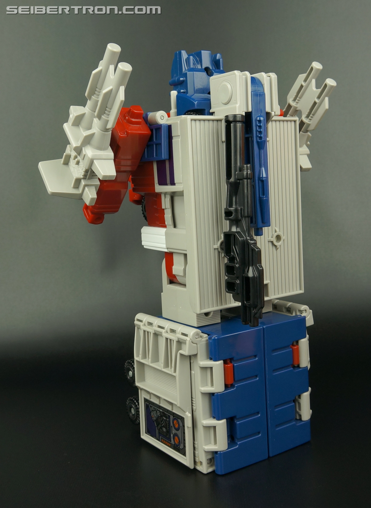 Transformers G1 1988 Optimus Prime (Ginrai) (Image #217 of 281)