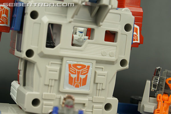 Transformers G1 1988 Optimus Prime (Ginrai) (Image #158 of 281)