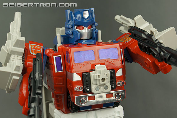 Transformers G1 1988 Optimus Prime (Ginrai) (Image #192 of 281)