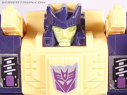 Transformers G1 1988 Ruckus (Image #23 of 27)