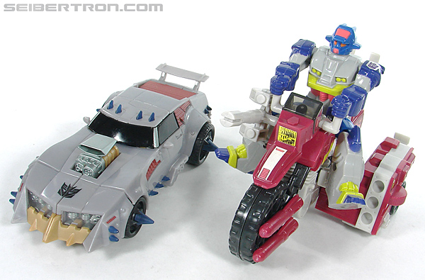 Transformers G1 1990 Axer with Off Road Cycle (Image #95 of 162)