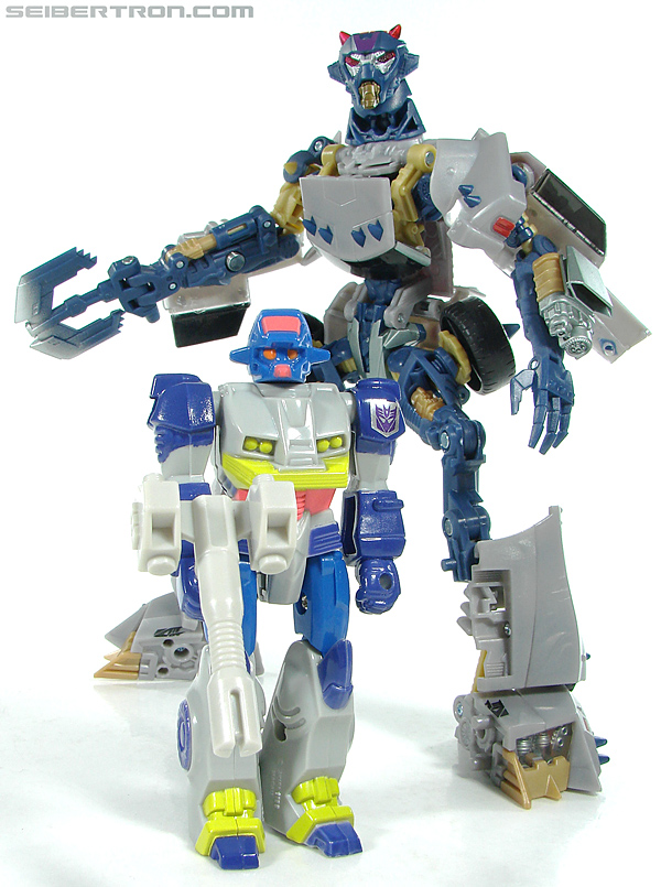 Transformers G1 1990 Axer with Off Road Cycle (Image #119 of 162)