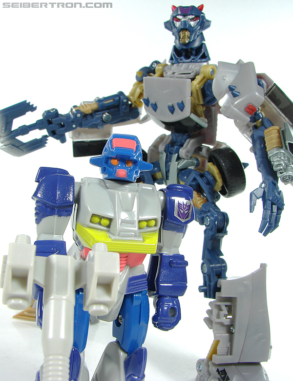 Transformers G1 1990 Axer with Off Road Cycle (Image #120 of 162)