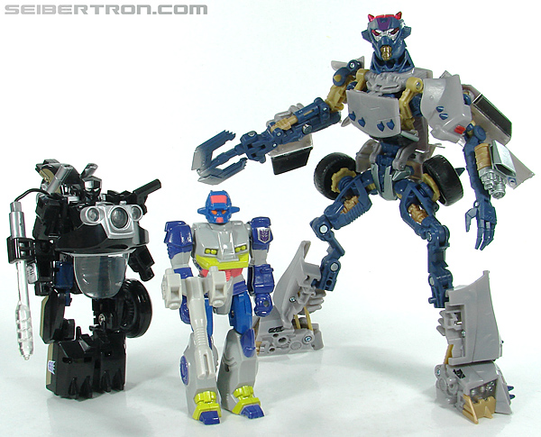 Transformers G1 1990 Axer with Off Road Cycle (Image #123 of 162)