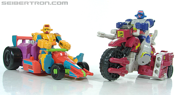 Transformers G1 1990 Axer with Off Road Cycle (Image #130 of 162)