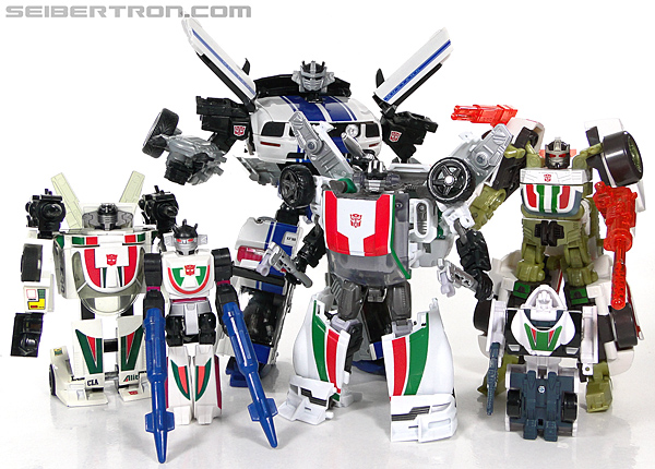 Transformers G1 1990 Wheeljack with Turbo Racer (Image #171 of 178)