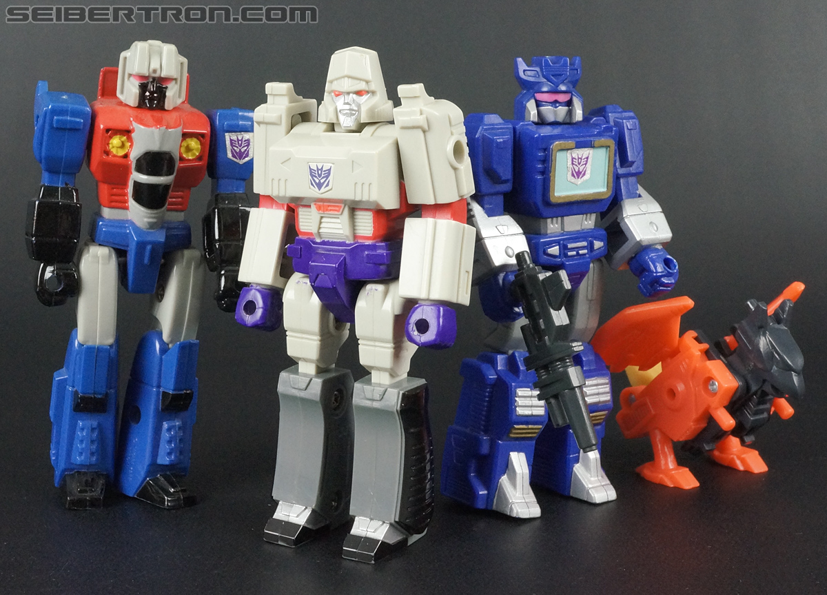 Transformers G1 1990 Soundwave with Wingthing (Image #142 of 142)