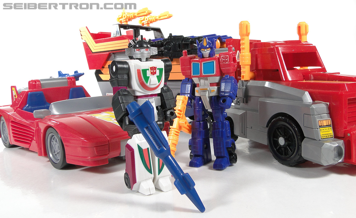 Transformers G1 1990 Wheeljack with Turbo Racer (Image #165 of 178)