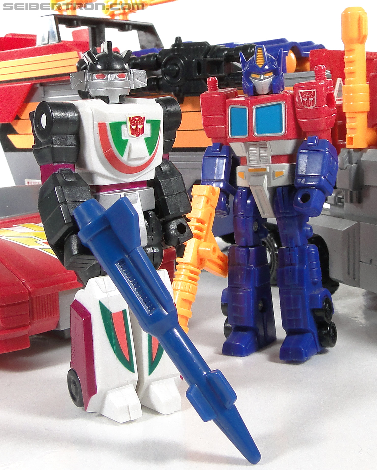 Transformers G1 1990 Wheeljack with Turbo Racer (Image #166 of 178)