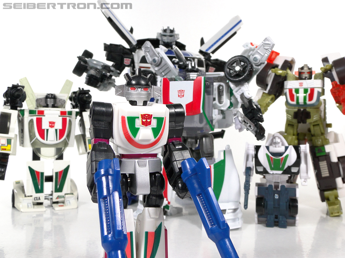 Transformers G1 1990 Wheeljack with Turbo Racer (Image #173 of 178)