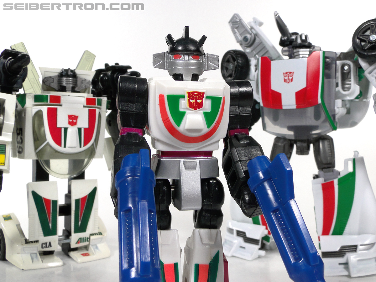 Transformers G1 1990 Wheeljack with Turbo Racer (Image #176 of 178)
