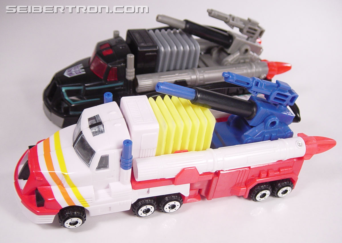 Transformers Robots In Disguise Scourge (Black Convoy) (Image #39 of 102)