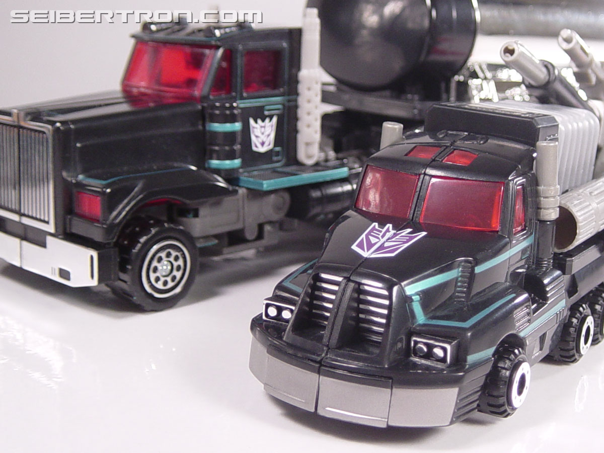 Transformers Robots In Disguise Scourge (Black Convoy) (Image #45 of 102)