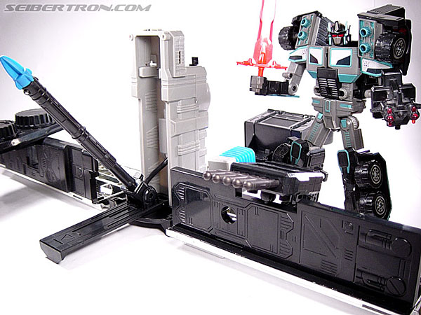 Transformers Robots In Disguise Scourge (Black Convoy) (Image #62 of 67)
