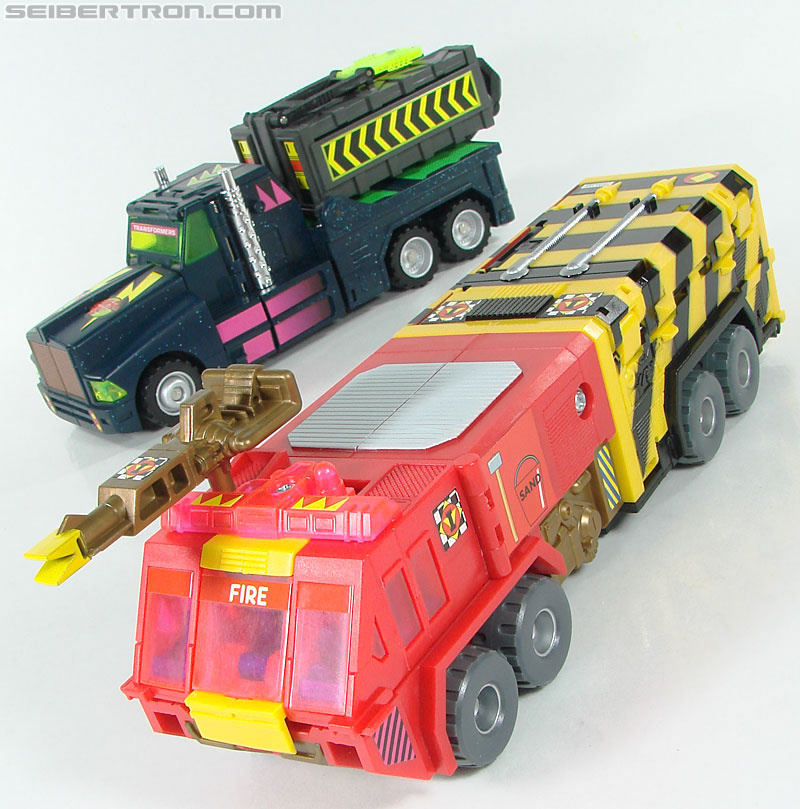 Transformers G1 1993 Spark (Pyro) (Image #66 of 166)
