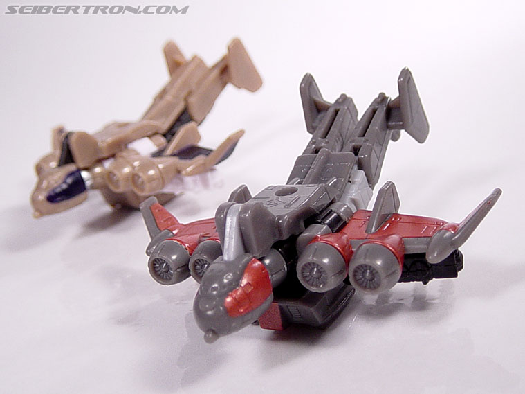 Transformers Armada Gunbarrel (Glide) (Image #1 of 36)